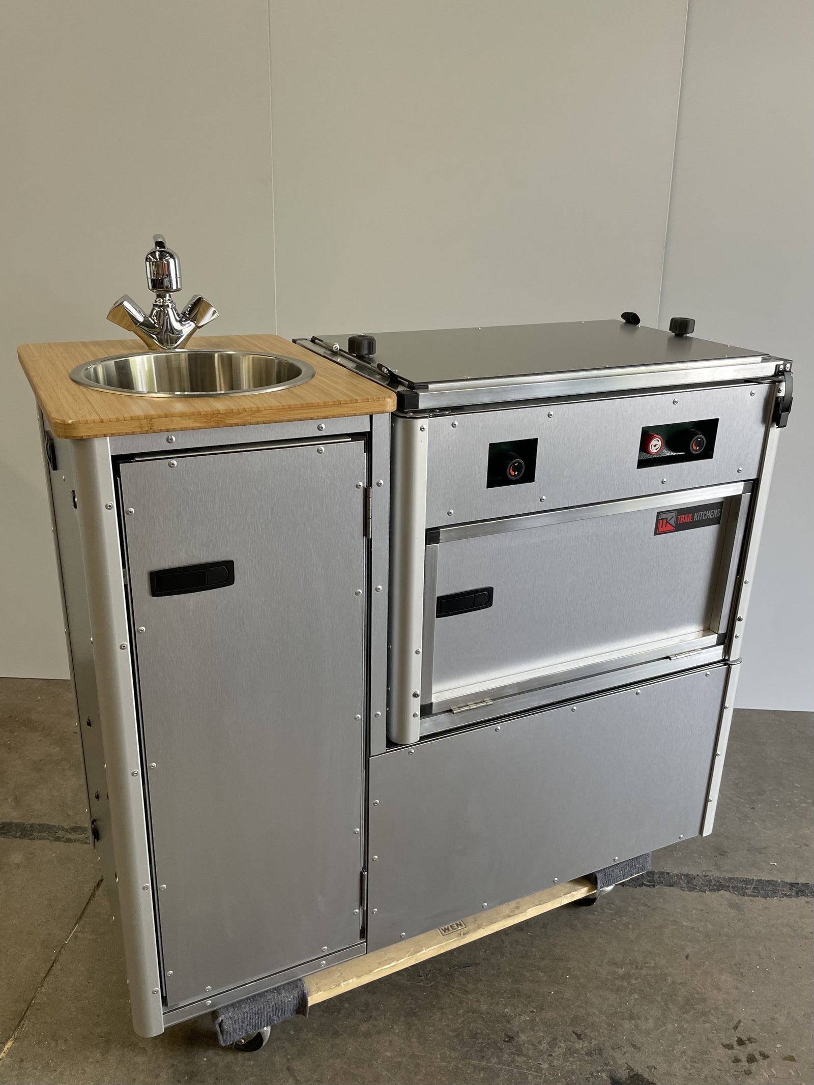 Van Kitchen