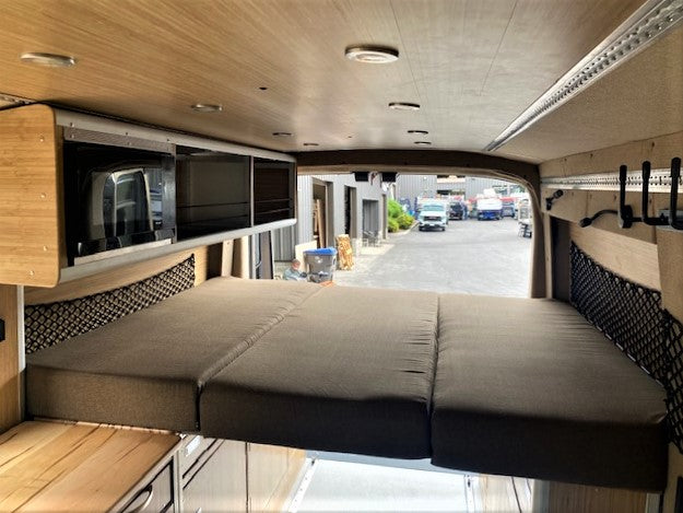 Simple Steve Van Build