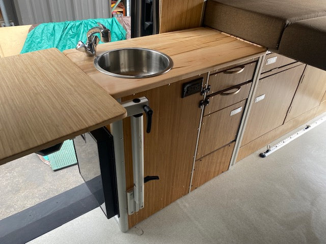 Simple Steve Van Build