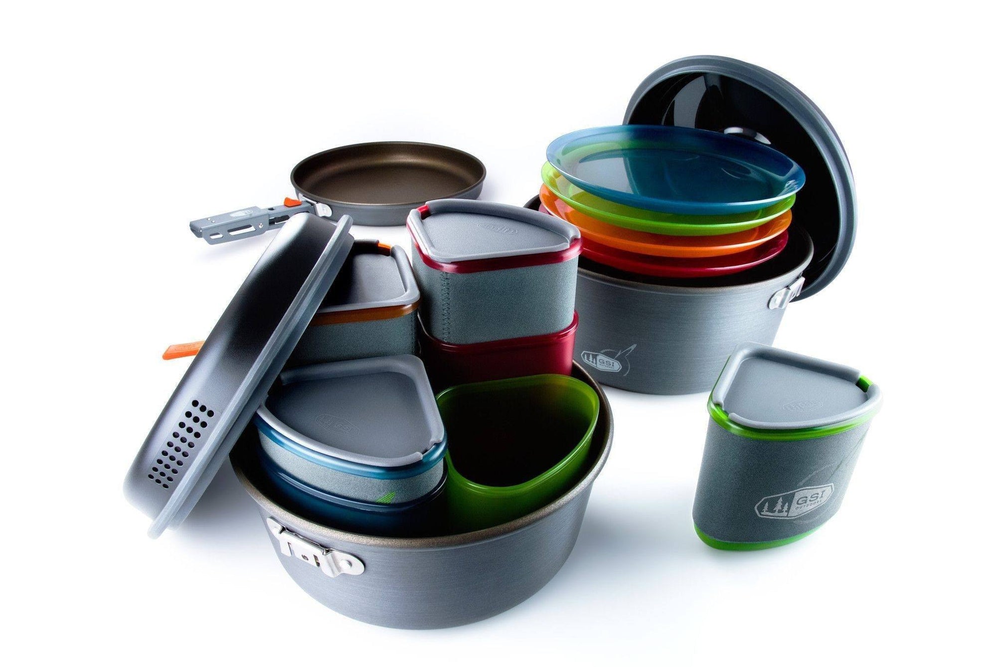 GSI Outdoors: Pinnacle Camper Medium camping kitchenware 